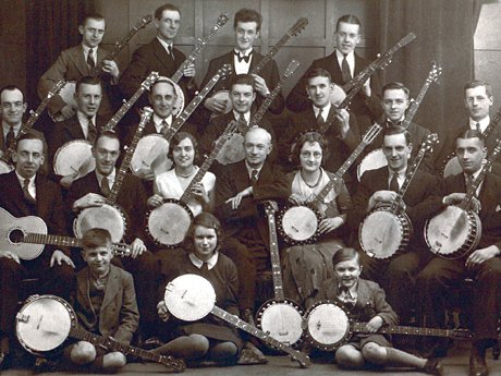 Wesleyan_Lib's tweet photo. Join us next Tuesday for a concert of British banjo music!
Date/time: 22 April 2025 at 12:00 noon
Location: Gribbel Room, Olin 202A https://t.co/6hdp0KoUSz