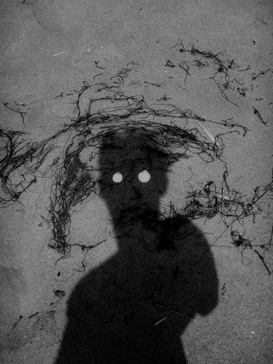 El proper 26 d'abril, Salvi Danés oferirà una visita guiada a l'exposició "L'instint", una ocasió fantàstica per aprofundir en les seva obra!

✍️Inscriu-te a través de la nostra pàgina web: fundaciovilacasas.com/ca/a/visita-gu…
