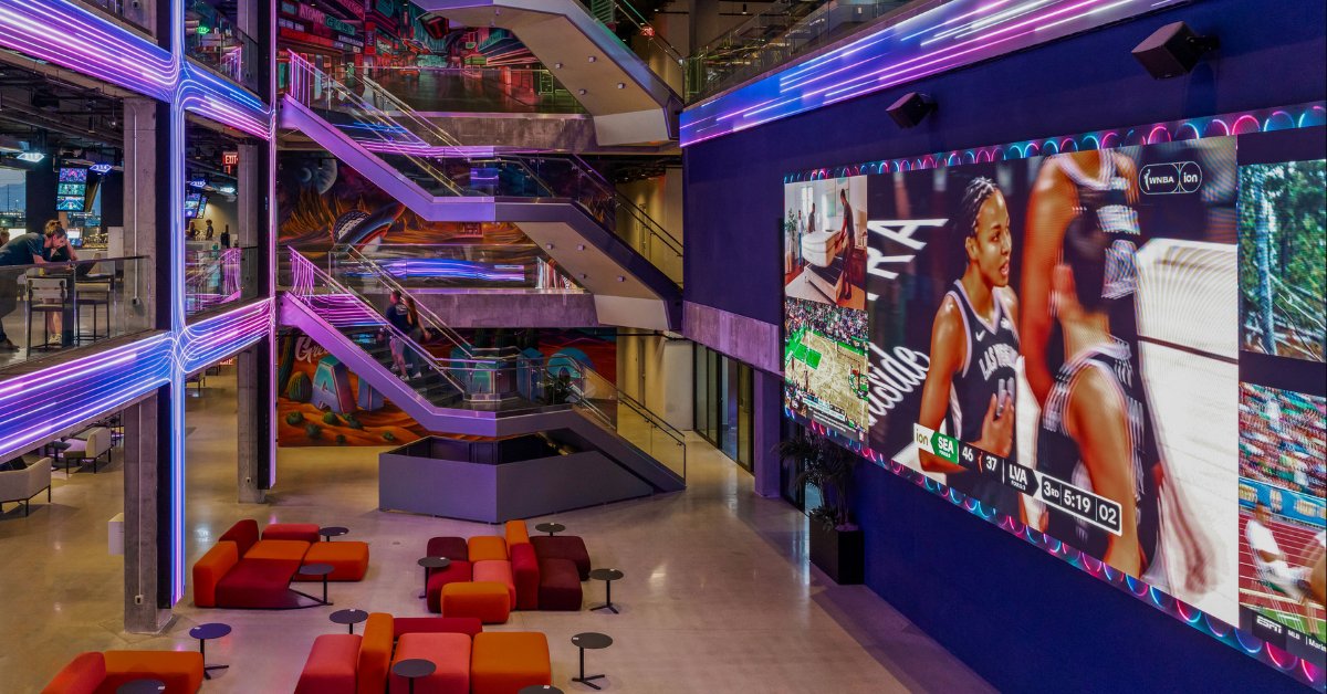 At @AtomicGolfVegas, Realmotion doesn’t just power the digital displays—we delivered a suite of custom multimedia templates designed for every corner of the space.

Providing the tools to program, personalize and elevate their digital environments ➡️ loom.ly/dIl-JIo