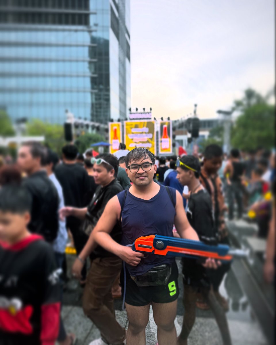 CelestialK33452's tweet photo. 🥲ស្អែក ដល់ថ្ងៃចូលធ្វើការវិញបាត់ https://t.co/YSnyT3a6M0