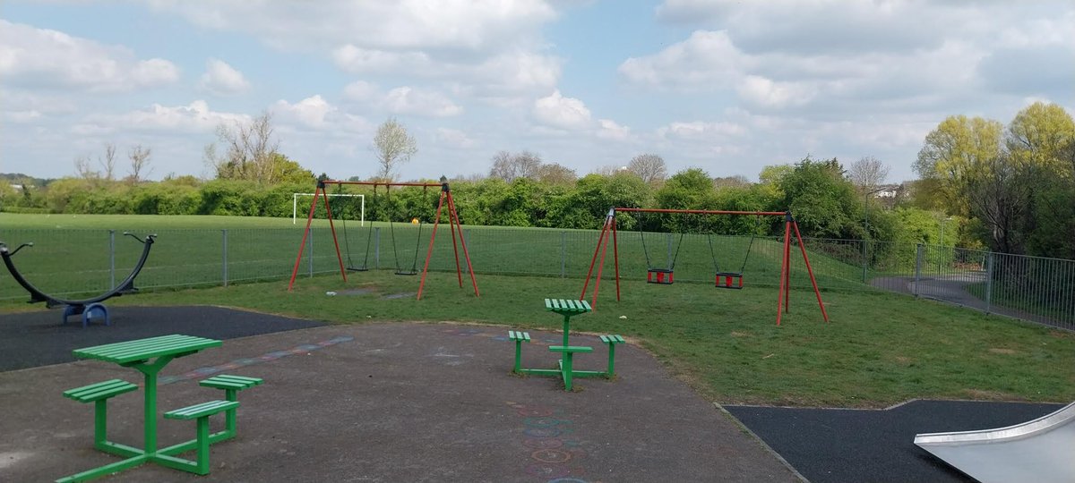 HarlowCouncil's tweet photo. 🛝 As part of our mission to renew our neighbourhoods we‘re upgrading playgrounds for local families

One of the playgrounds to undergo an upgrade earlier this year was Barn Mead after the previous equipment was sadly vandalised 

Photos of the new playground 👇 https://t.co/j6ofVAkvyj