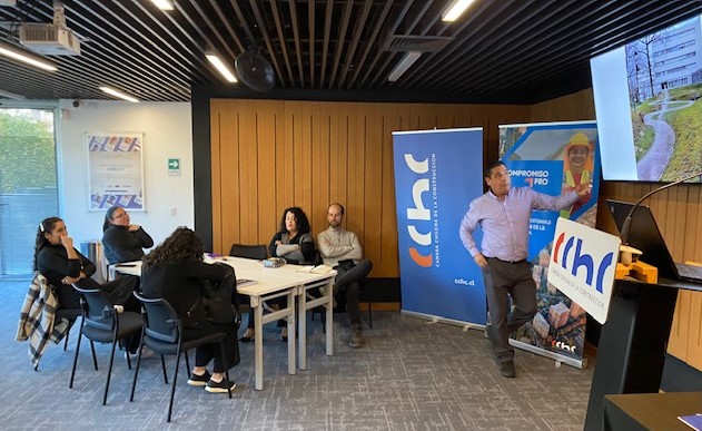 CChCValparaiso's tweet photo. 🚧Socios #CChC #Valparaíso fortalecen su cultura preventiva🦺
Hoy realizamos el Taller Sistema de Gestión SSL, una jornada de práctica junto a @mutualcchc
🔧Herramientas reales
🧠Reflexión gremial
🌿#CompromisoPRO
🌍#DíaMundialDeLaSeguridad/28 abril
Gracias a todos por sumarse! https://t.co/AYTGkOk1tL