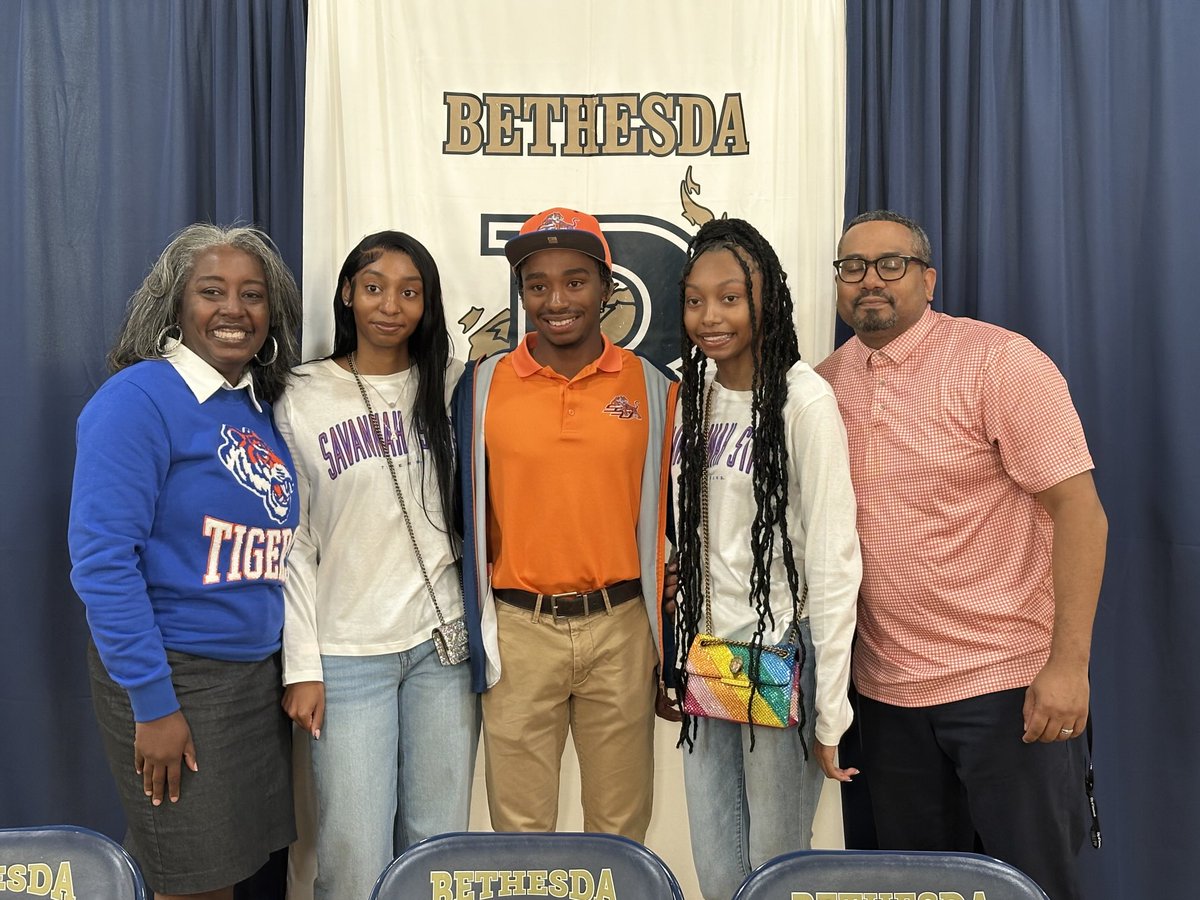 Bethesda senior Quentin Brooks signed to play golf at Savannah State ⁦<a href="/BethesdaBlazers/">Bethesda Blazers</a>⁩ ⁦<a href="/savannahstate/">Savannah State</a>⁩