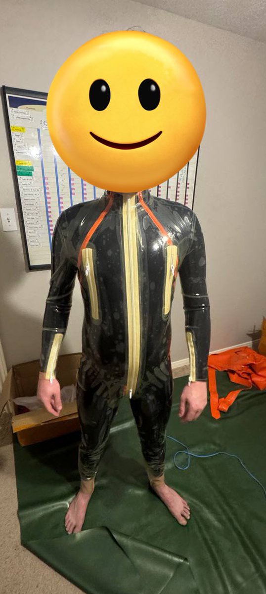 Tried out layering latex yesterday and loved it. I had a blast. But the rubber hickies are real. XD