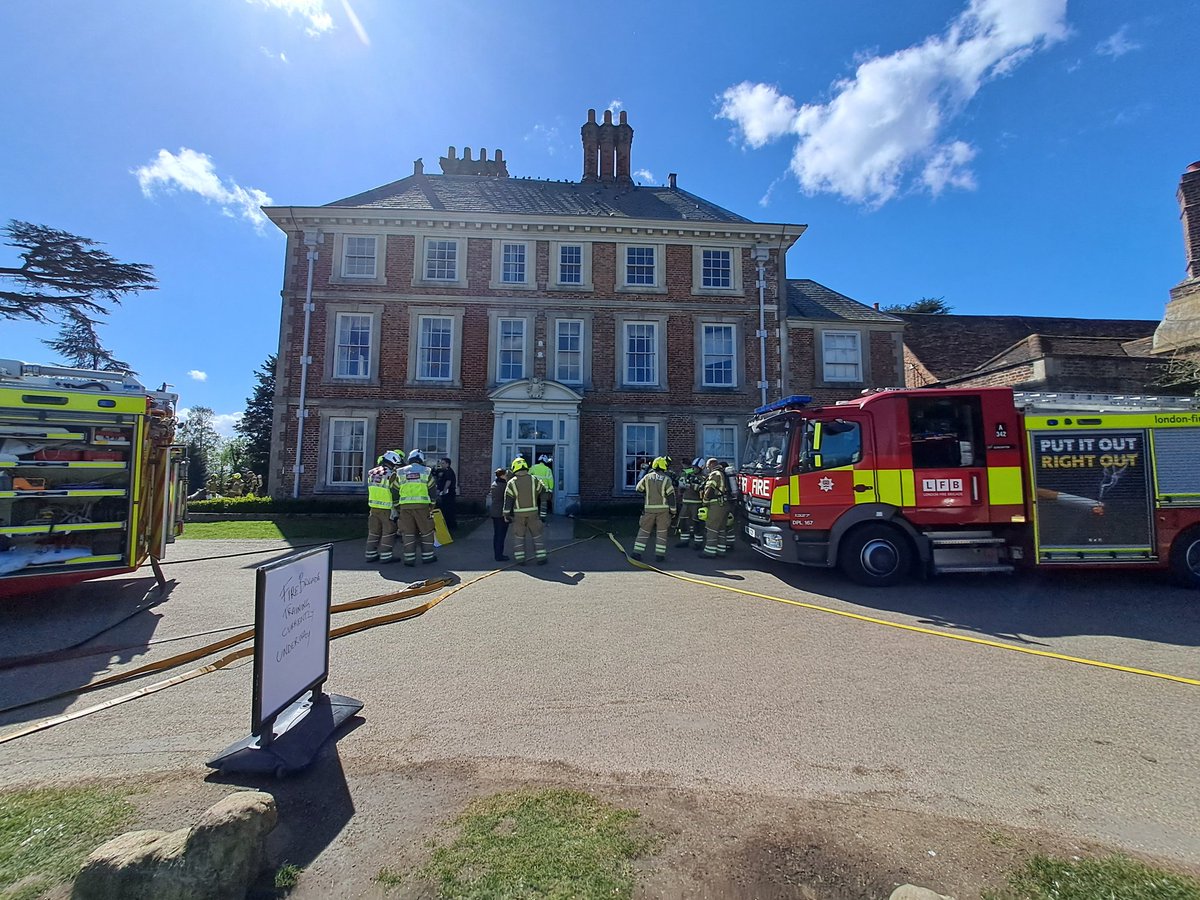 LFB Enfield tweet media