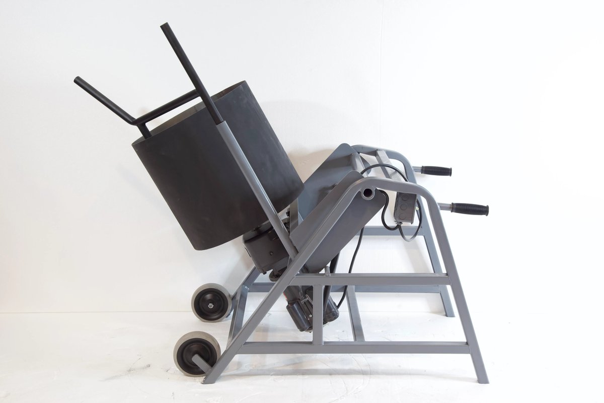 ResFloorSupply's tweet image. Ted Baugh Mixer — no fluff, just performance.
📍 In-stock now at our Houston location
📦 Ships nationwide
🧰 Same pro gear as the big stores — with real support + Texas hospitality.
🔁 RT if your crew needs one
#EpoxyFlooring #ConcreteCoatings #ContractorTools #HoustonContractors