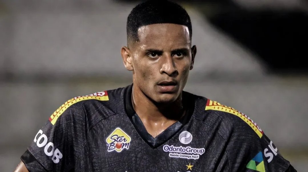 RichardPinheir0's tweet photo. Volante Raphael Freitas, ex-ABC de Natal, é reforço do Rio Branco VN na #CopaES

Jogador de 23 anos é nascido em Ibiraçu e teve passagem pelo futebol dos Emirados Árabes Unidos e estava no E.C. São Bernardo, de São Paulo.

#FutebolCapixaba https://t.co/f8aYr5DjtN