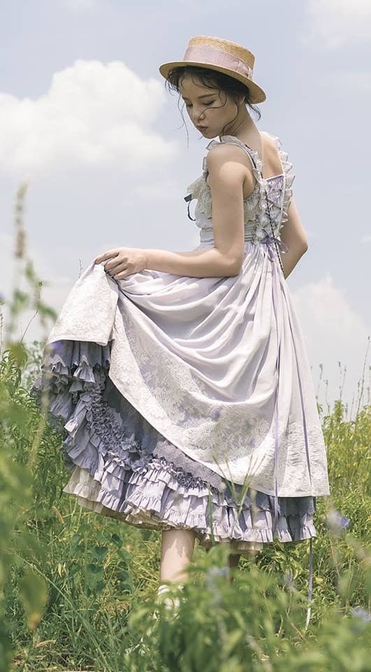 kureihii's tweet image. These were some of the photos I referenced recently btw