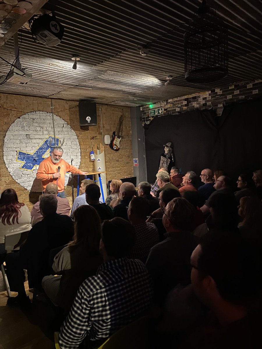 rocktheatic tweet media