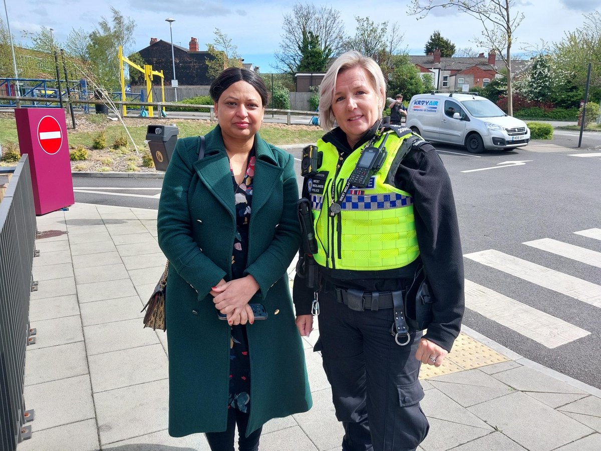 Handsworth Wood Police (@handsworthwmp) on Twitter photo Handsworth wood officers have today attended a very productive meeting with <a href="/RINKAL10/">Cllr Rinkal Shergill</a> regarding Handsworth and how we can work in partnership in the future to make Handsworth better! Lots more partnered work to come soon. <a href="/PerryBarrWMP/">Perry Barr & Oscott Police</a> <a href="/LozellsWMP/">Lozells & East Handsworth Police</a> Handsworth wood officers have today attended a very productive meeting with <a href="/RINKAL10/">Cllr Rinkal Shergill</a> regarding Handsworth and how we can work in partnership in the future to make Handsworth better! Lots more partnered work to come soon. <a href="/PerryBarrWMP/">Perry Barr & Oscott Police</a> <a href="/LozellsWMP/">Lozells & East Handsworth Police</a>