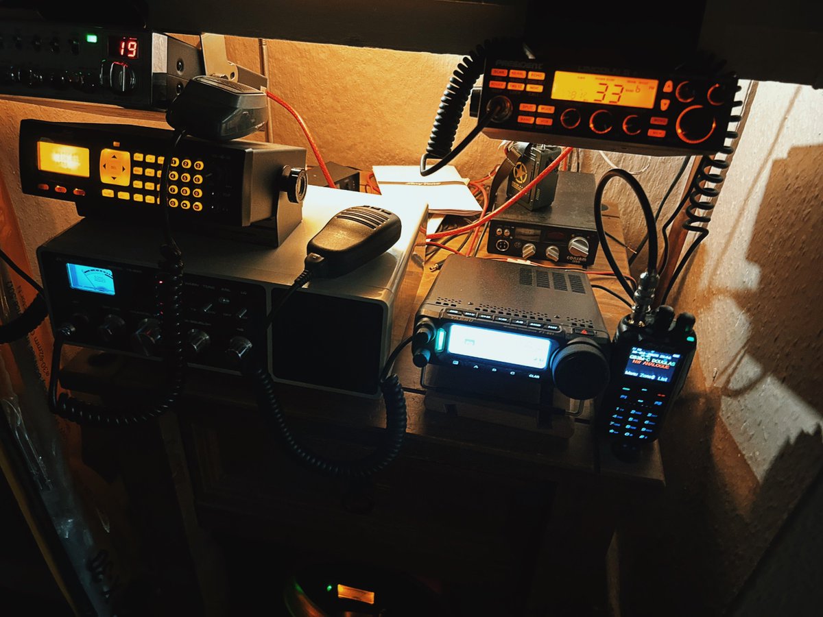 riprap1's tweet image. Well I’ve cleared a nice space between the two 11m radios to accommodate my new dual band which may get installed tomorrow or 100% on Friday. New antenna to go up as well.. My set up is small and humble but it’s all paid for and it’s all mine