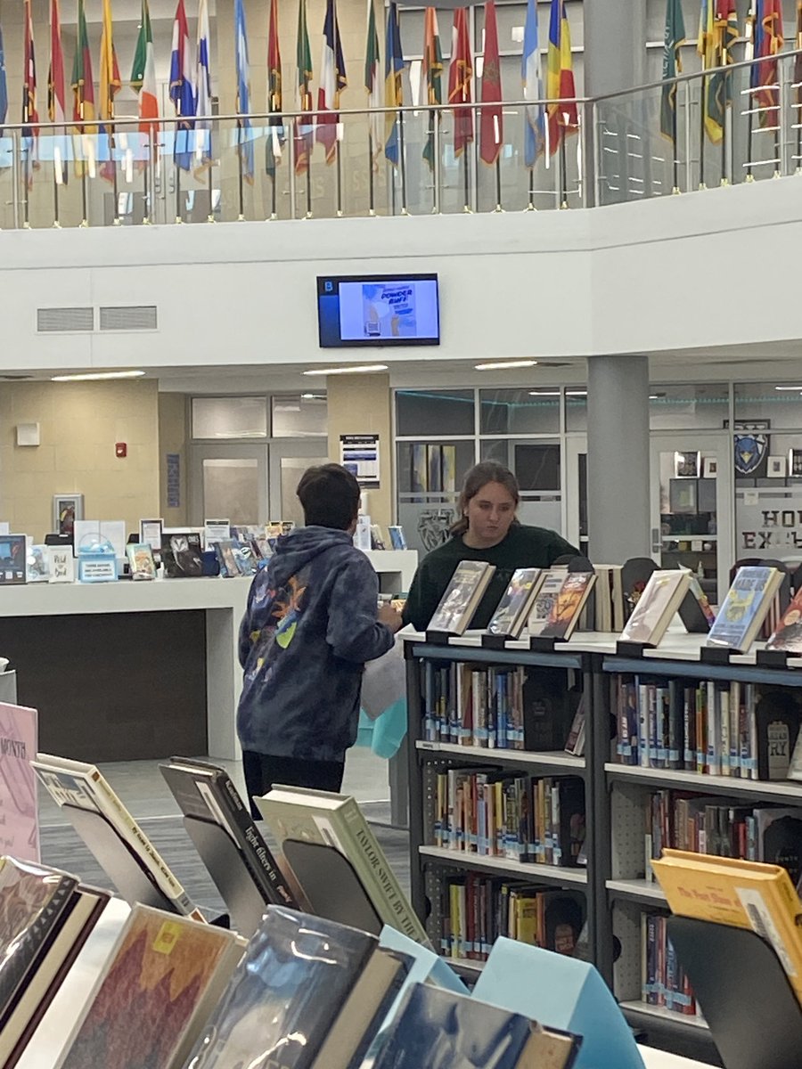 Bernadette Trammell (@bernadettejt) on Twitter photo Students find joy in being read to, even when they are older! Loved hearing them connect the stories to their childhood and enjoying the library. <a href="/RockHillHS/">Rock Hill High School</a> Students find joy in being read to, even when they are older! Loved hearing them connect the stories to their childhood and enjoying the library. <a href="/RockHillHS/">Rock Hill High School</a>