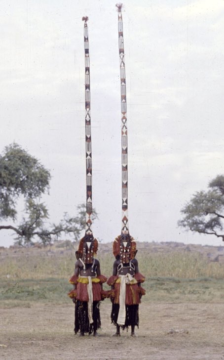 ELSomner1's tweet image. Can’t tell me my people ain’t from de ancients…
💚💛❤️🌍❤️🖤💚
#eyeinIaredeROOT #dogon #knowself #gombey #junkanoo #diaspora #diasporaconnect #carriedbeings #caribbean #africanheriitage #Africa #sunpeople #naturalmystic #higherheights #livity #Bermuda