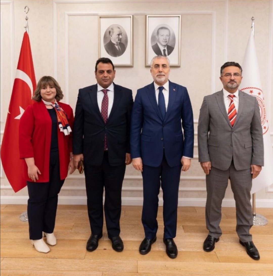 ESTOsmanDa5009's tweet photo. Sn devlet büyüklerim dikkatine 
30 yıllık TORNACI olarak 3308 staj Çırak çözümü sanayinin Çırak ihtiyacı
İçin önem arz etmektedir 
@Onuronal_ 3308 çözüm raporuyla birlikte SGK yıllık 190 milyar TL kazanç elde edecek 
@RTErdogan @RTEdijital
@tcbestepe  @dbdevletbahceli
@cbsbb  @TatarHummet
@_cevdetyilmaz  @MuratCahidCINGI
@yilmaztunc
@isikhanvedat  @erkanakcay45
@mfatihkacir 
@Yusuf__Tekin 
@memetsimsek 
@csgbakanligi 
@tcmeb 
@TCSanayi 
@ticaret 
@HMBakanligi 
@adalet_bakanlik 
@Akparti
@avabdullahguler
@mustafaelitas
@efkanala
@zorlu77
@AvOzlemZengin
@drummugulsen
@akbasogluemin
@Yenisehirlioglu
@MHP_Bilgi
@dbdevletbahceli 
@erkanakcay45 
@E_SemihYalcin 
@UlviYonter 
@sadirdurmaz 
@KarakayaMevlut 
@fevzizirhlioglu 
@bakiersoymhp 
@yasaryldrmMHP 
@hlmdrgn 
@buyukataman 
@ismailozdemirrr 
@ifarukaksu 
@drpelinyilik 
3308 @Onuronal_
Çözüm raporuyla birlikte 
Aylık 16 milyar 
 yıllık 190 
Milyar TL kazanç elde edecek 
Staj ve Çıraklık Sigortası Mağdurları Platformu 🇹🇷 
Anadolu staj çırak derneği 
Bakan Işıkhan Bize Işık Olacak                 #StajyerÇırakBakanIşıkhanaGüveniyor
