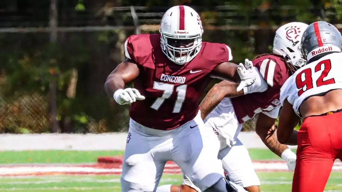 JtSowell's tweet photo. Thankful to receive an offer from @ConcordFootball https://t.co/5mML9g5cZw