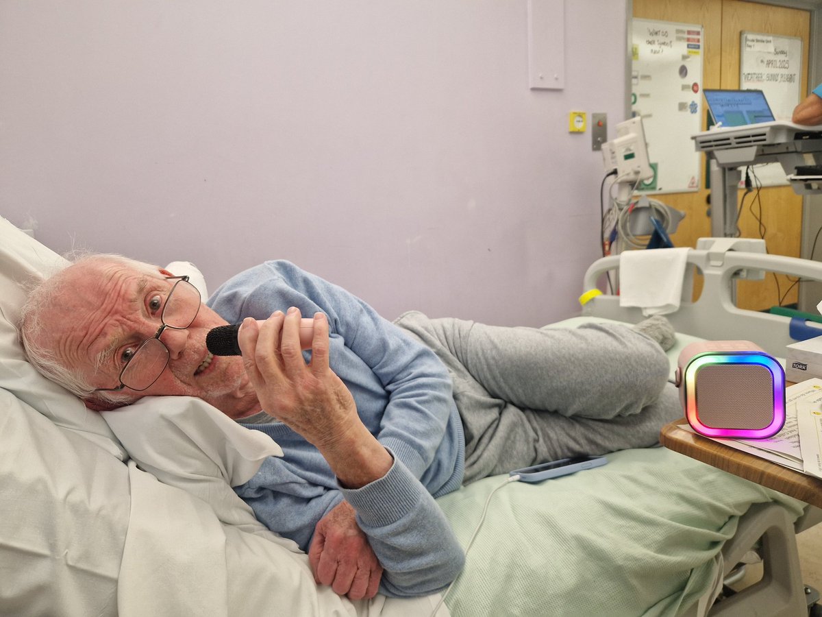 Melanie Cornish (@melanie0985) on Twitter photo This lovely gent from told me he was once in a cabaret band and with it being 'world voice day' I thought It be only right that we should do karaoke π€ he had to have a lie down at this point π <a href="/k_mantron/">Kevin Parker-Evans (He/Him)</a> <a href="/melaniejaynepi1/">Melanie Pickering π</a> <a href="/WWLPatientExp/">WWLPatientExperience</a> This lovely gent from told me he was once in a cabaret band and with it being 'world voice day' I thought It be only right that we should do karaoke π€ he had to have a lie down at this point π <a href="/k_mantron/">Kevin Parker-Evans (He/Him)</a> <a href="/melaniejaynepi1/">Melanie Pickering π</a> <a href="/WWLPatientExp/">WWLPatientExperience</a>