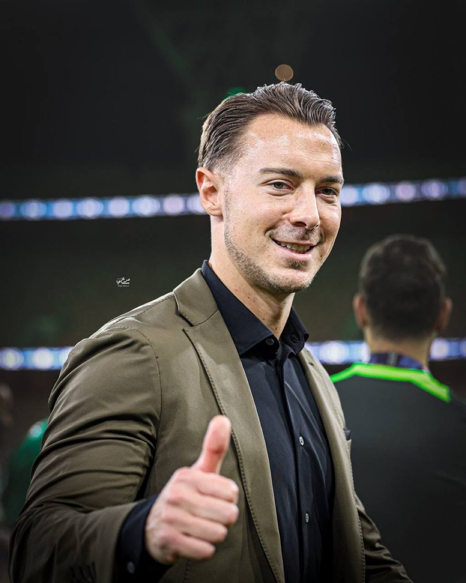 🚨🗣️• فيصل الرقيبة - سعودي 360 :

ماتياس يايسله يُجري اختبارات لياقية للاعبي  #الاهلي الفئات السنية للنظر لإمكانية الجاهزية البدنيه للاعب للوصول الى الفريق الأول