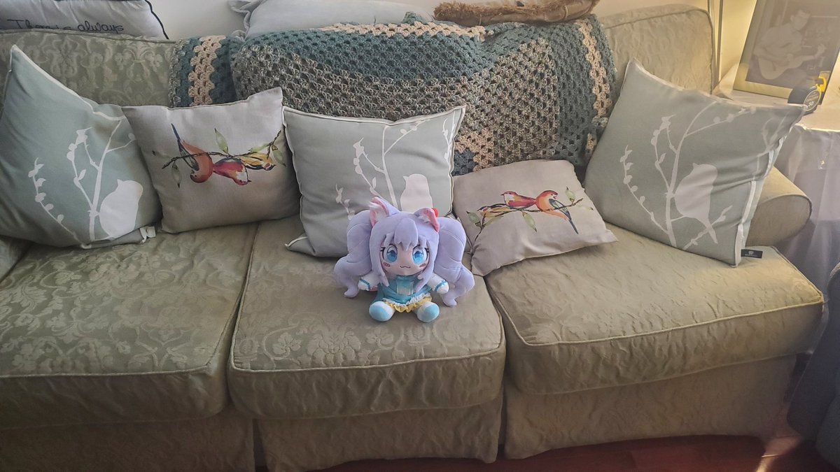 incompetentcrit's tweet photo. First piece of vtuber merch came in. #kirschedart https://t.co/l1AVoED11c
