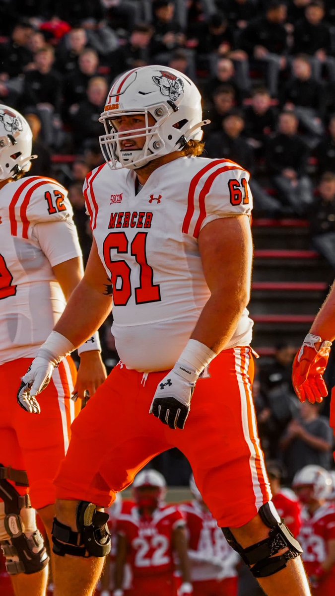 Coaches, take a look at Jacob Ferris, a 6’3”, 290 lb OL from Mercer with 3 years of eligibility left. A tough, physical presence up front with D1 experience and ready to make an impact in the trenches. #UpNextAthlete

➡️ UpNext.team/athlete/9cae5b…