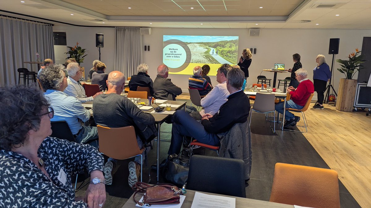 Vanavond met veel fietsers uit Zwolle en zeer verre omgeving meegedacht met <a href="/fietsersbond/">Fietsersbond</a> over visieontwikkeling op ebike in het verkeer.