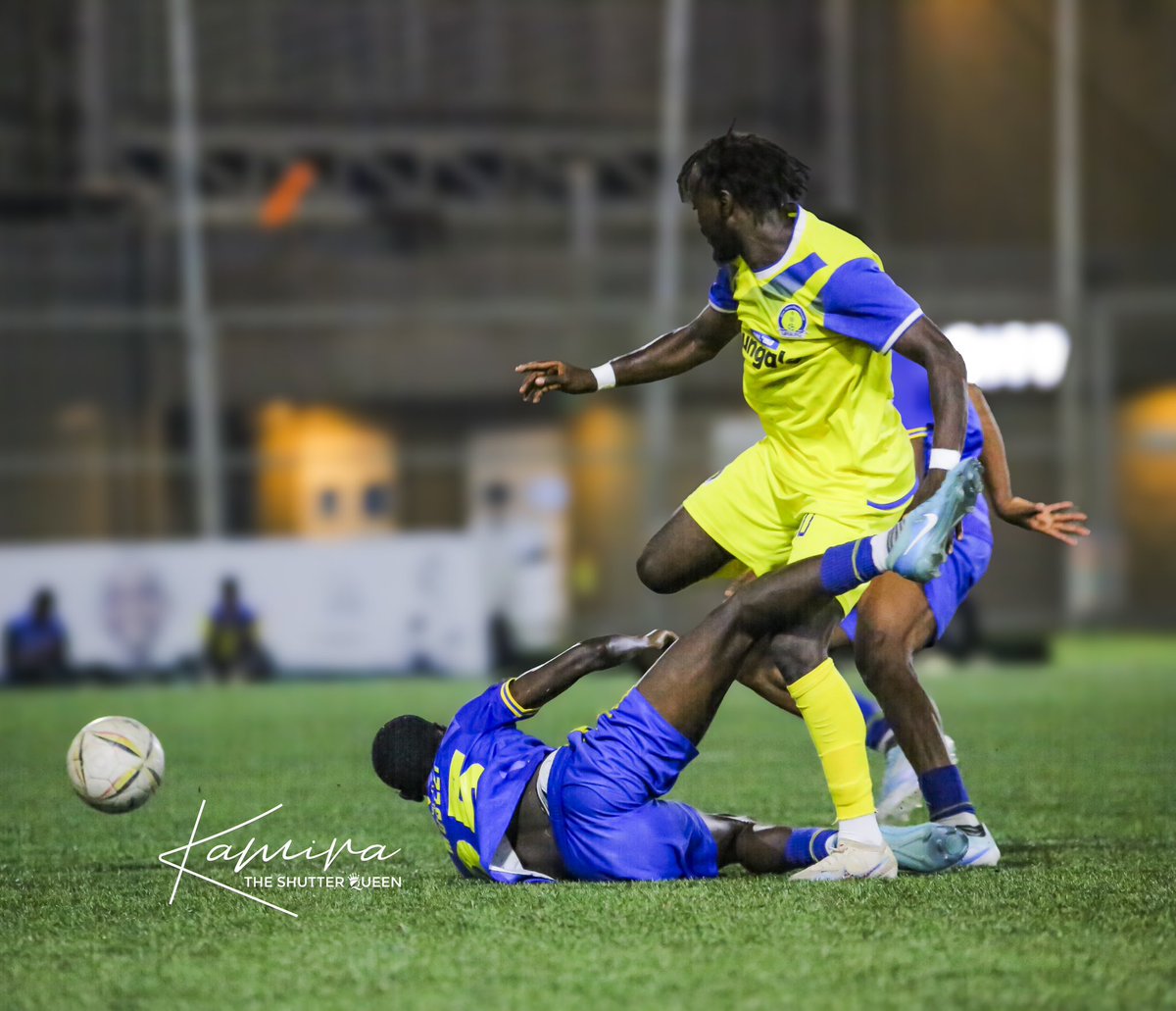 Kamira_Asha's tweet photo. 📸||🤟🏾
Tunnyuke 🙌
@UPL | MD24
#URAKCC | #StarTimesUPL

@URAFC_Official 
@KCCAFC https://t.co/5OZaJL6gnZ