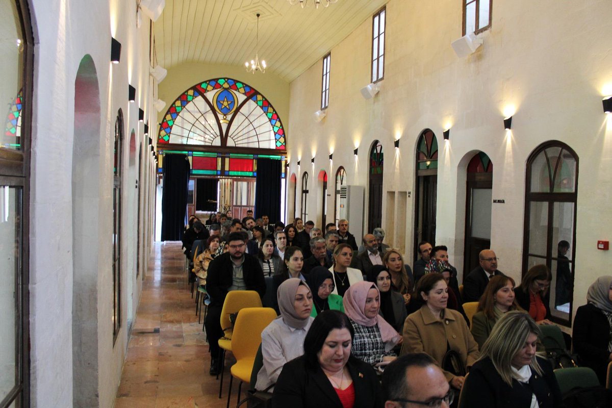 𝐆𝐚𝐳𝐢𝐚𝐧𝐭𝐞𝐩 ş𝐞𝐡𝐫𝐢𝐦𝐢𝐳𝐢 ç𝐨𝐤 𝐬𝐞𝐯𝐢𝐲𝐨𝐫𝐮𝐳.
Yürütme Kurulu üyesi olduğum Kent Konseyi  "Prof. Dr. Habib Ozkan öncülüğünde "eğitimcilerin yerel yönetimlerden beklentileri" başlıklı harika  çalıştay düzenlendi. 💯
<a href="/gkentkonseyi/">GaziantepKentKonseyi</a>