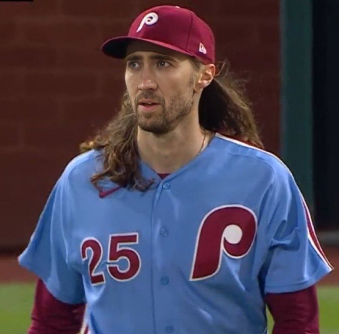 CrossingBroad's tweet image. Matt Strahm ordered a custom Declaration of Independence glove
(via @MattGelb)