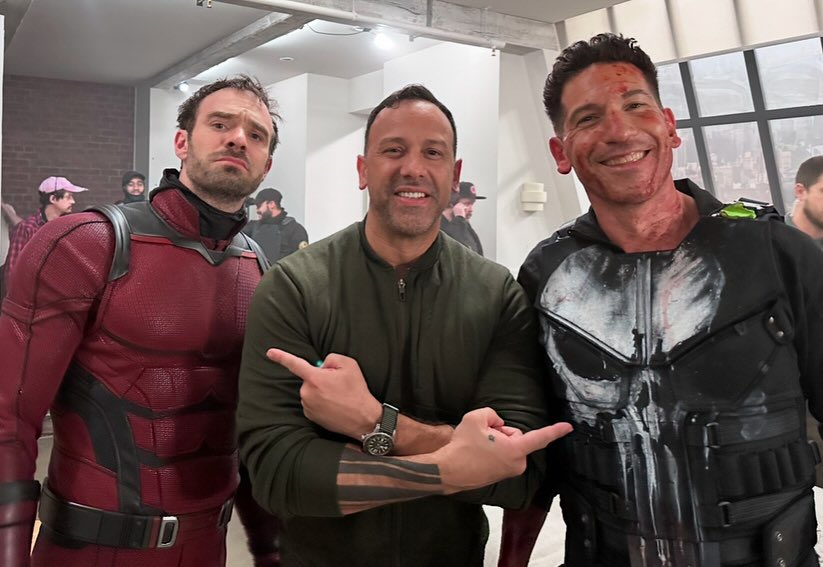 DDevilUpdates's tweet photo. New picture of Charlie Cox, Philip Silvera and Jon Bernthal behind the scenes of ‘DAREDEVIL: BORN AGAIN.’

(via philipsilvera | IG) https://t.co/BlK6nWVzkC