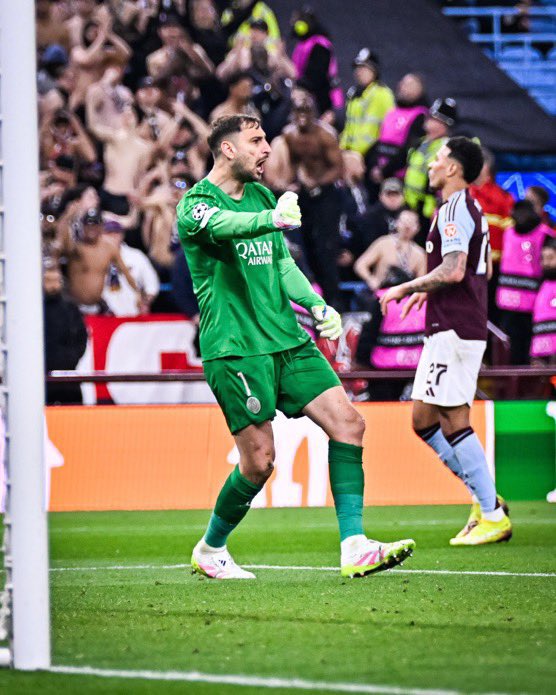 Abdullah__136's tweet photo. افضل مباريات دوناروما في الابطال
ضد السيتي
ضد ليفربول
ضد الفيلا

حتى افضل مباراة بمسيرته كانت ضد انجلترا نهائي اليورو

الايطالي كابوس الانجليز والدور على ارسنال ⏳ https://t.co/1TF1nvs2Ix