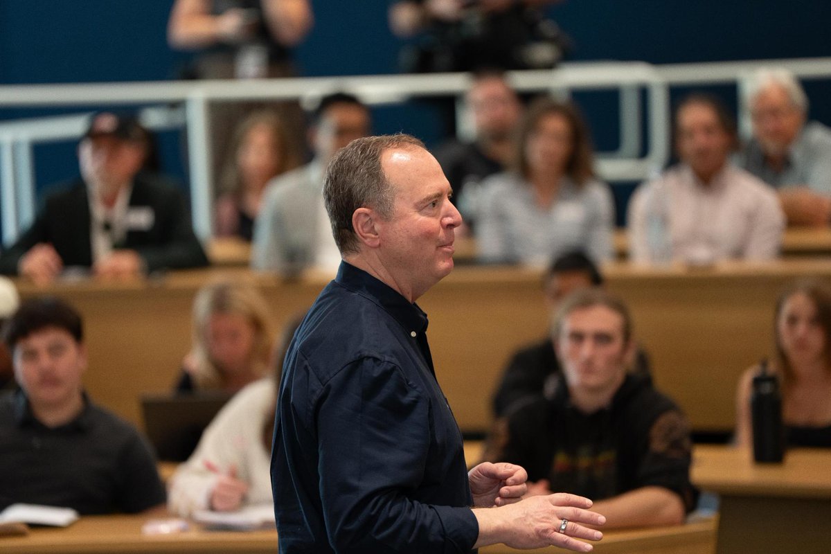 SenAdamSchiff's tweet image. From the classroom to the University Farm, @ChicoState is providing its students with the tools and knowledge to purse their dreams.
Such a privilege to have the chance to see their work firsthand.