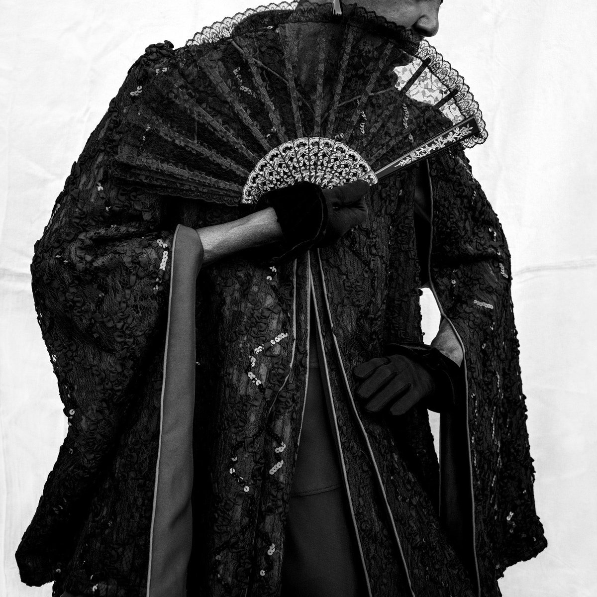 beyonceseyelid's tweet photo. I’m also glad that the legendary style superstar Lana Turner is getting a spotlight. She represents a bygone era of DRESSING for the church. There’s an almost ritualistic care that these men and women have when getting dressed. https://t.co/dmX4QmmyH9