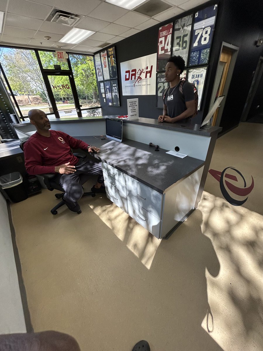 Britt Finley (@britt_finley23) on Twitter photo After a great training session today had a great talk with <a href="/CoachLeeIV/">William H. Lee IV "Coach Will-Lee" | PHIL 4:13</a> about the recruiting process. <a href="/DASHGwinnett/">Dash Performance</a> #Unwanted After a great training session today had a great talk with <a href="/CoachLeeIV/">William H. Lee IV "Coach Will-Lee" | PHIL 4:13</a> about the recruiting process. <a href="/DASHGwinnett/">Dash Performance</a> #Unwanted