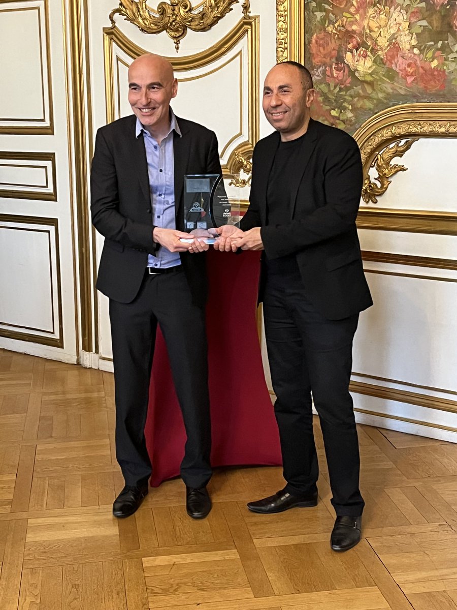 Olivier Faron (@olivierfaron) on Twitter photo Très belle reconnaissance pour <a href="/MabrouckRachedi/">Mabrouck Rachedi</a> dans le cadre de <a href="/strasbourg/">Strasbourg.eu</a> capitale mondiale du livre. Un superbe prix du roman européen d’amour qui salue un écrivain d’exception et une personnalité extrêmement attachante 🙏👍🍾 Très belle reconnaissance pour <a href="/MabrouckRachedi/">Mabrouck Rachedi</a> dans le cadre de <a href="/strasbourg/">Strasbourg.eu</a> capitale mondiale du livre. Un superbe prix du roman européen d’amour qui salue un écrivain d’exception et une personnalité extrêmement attachante 🙏👍🍾