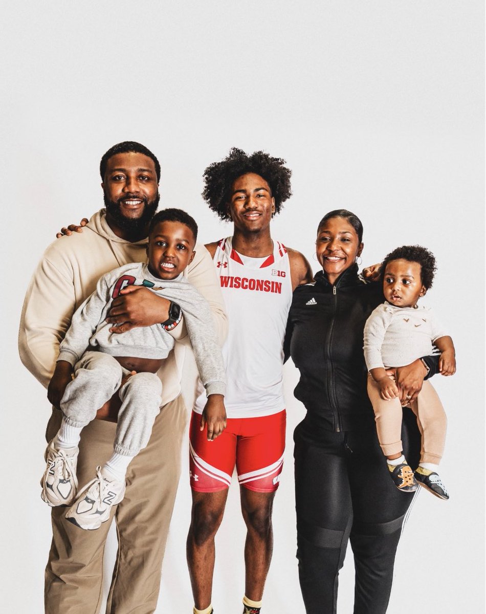 Armond Boulware Jr. (@heyarmond) on Twitter photo Grateful for the incredible hospitality during my official visit to <a href="/UWBadgers/">Wisconsin Badgers</a>! The energy, facilities, and team spirit were truly inspiring. Excited for what’s ahead and the opportunities to grow. #TrackAndField #OfficialVisit #notcommitted Grateful for the incredible hospitality during my official visit to <a href="/UWBadgers/">Wisconsin Badgers</a>! The energy, facilities, and team spirit were truly inspiring. Excited for what’s ahead and the opportunities to grow. #TrackAndField #OfficialVisit #notcommitted