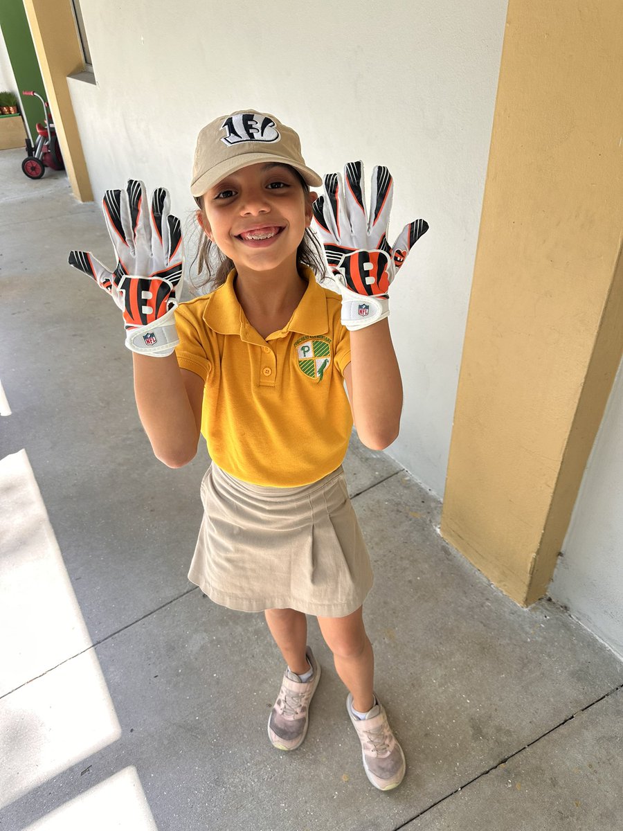 Mary Crippen tweet media