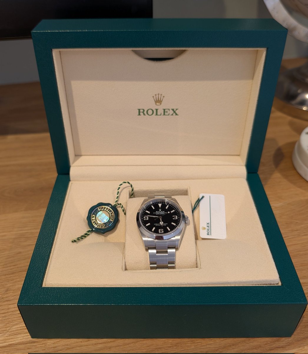High time I treated myself IRL. ⌚

Feels great when you convert some crypto back to fiat and realise it's not just magic internet money.
