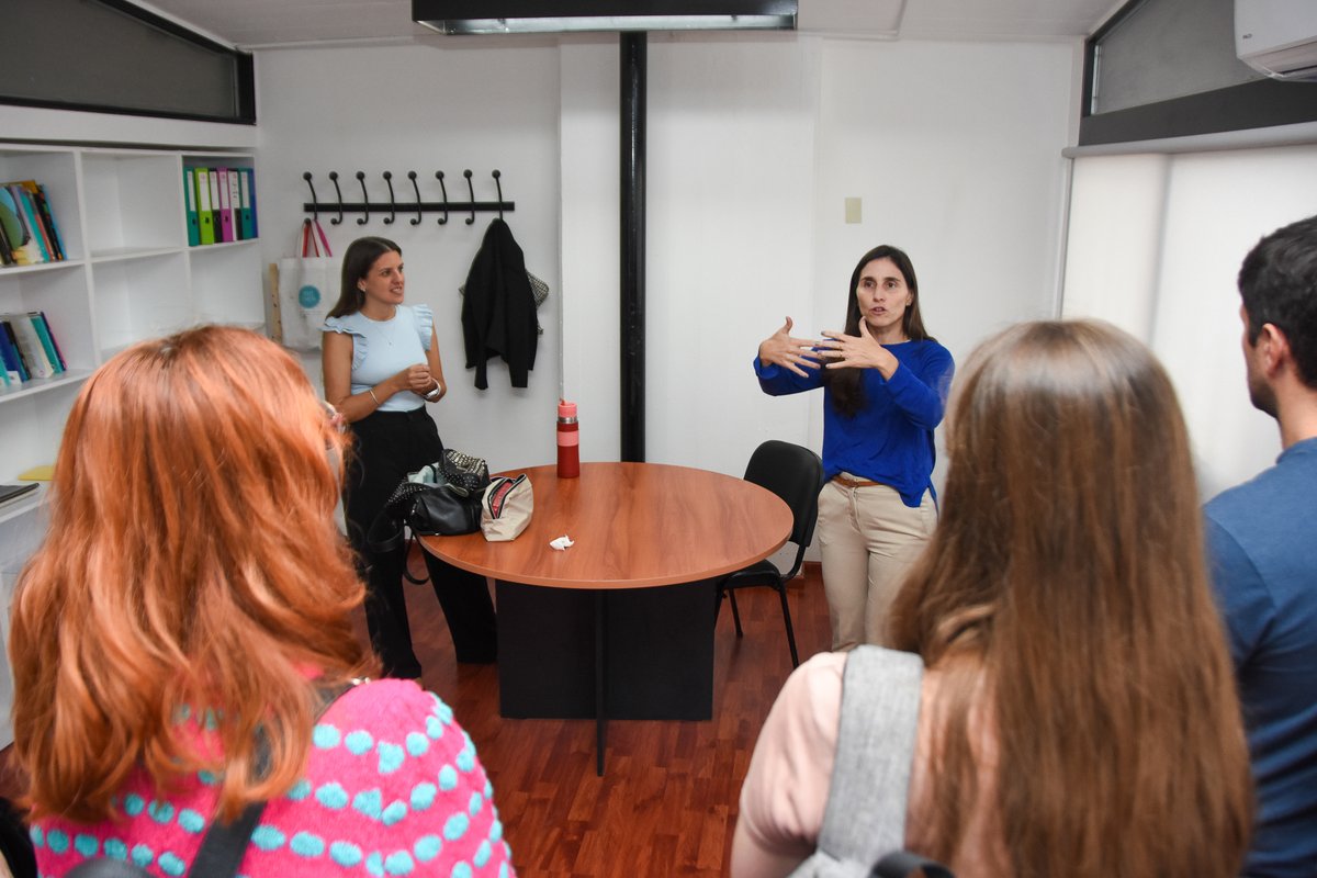 JORNADA DE INICIACIÓN EN LA INVESTIGACIÓN 2025
👩‍🏫Becarios dieron a conocer cómo se investiga en un ambiente universitario, y directores de las unidades de <a href="/inv_FCE_UNLP/">Investigación FCE</a> brindaron información sobre cómo empezar a participar de actividades de investigación
👉econo.unlp.edu.ar/investigacion_…