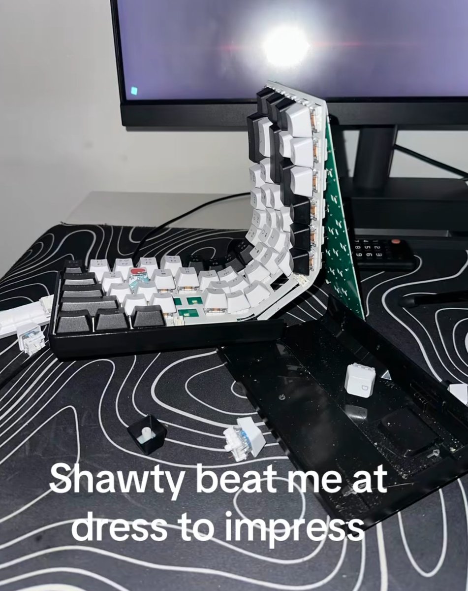 no context memes (@weirddalle) on Twitter photo 