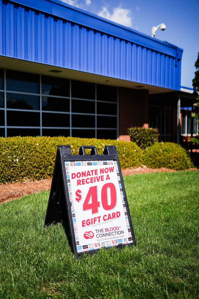 MSVehicles's tweet image. We love a good full-circle moment! Today, our team had the chance to give back with a blood drive hosted by The Blood Connection in one of their Matthews&apos; Bloodmobiles! It was amazing to see our crew donate and make an even bigger impact through the work we do! 💉💙