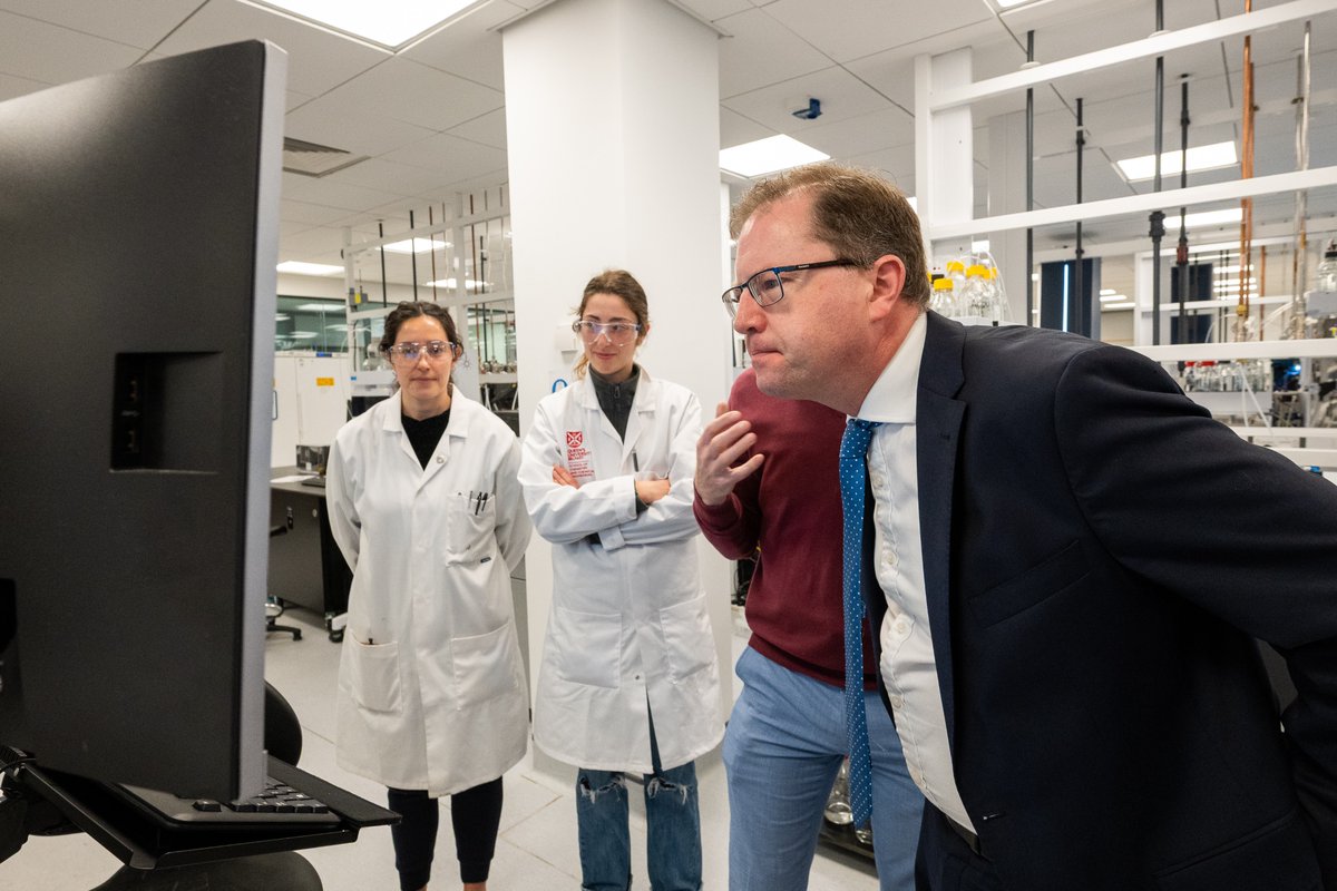 Professor Sir Ian Greer (@qubvchancellor) on Twitter photo It was a pleasure to welcome James Lawless TD, Minister for the Department of Further and Higher Education, Research, Innovation and Science <a href="/DeptofFHed/">Department of Further and Higher Education</a>, to <a href="/QUBelfast/">Queen's University Belfast 🎓</a> today for his first official engagement in #NorthernIreland.
Minister Lawless met with some of our students It was a pleasure to welcome James Lawless TD, Minister for the Department of Further and Higher Education, Research, Innovation and Science <a href="/DeptofFHed/">Department of Further and Higher Education</a>, to <a href="/QUBelfast/">Queen's University Belfast 🎓</a> today for his first official engagement in #NorthernIreland.
Minister Lawless met with some of our students