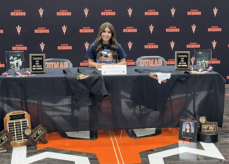 DISD_Athletics's tweet photo. Congratulations to Hannah Hernandez!! We can’t wait to see all the new records you will break at the college level! https://t.co/eWq9Zw8MJH