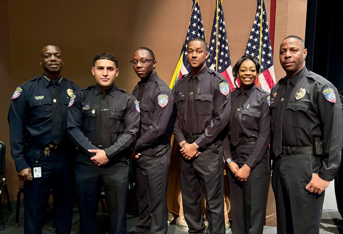 RivieraBeachPD's tweet photo. We’re proud to welcome the newest graduating class from the Police Academy to the Riviera Beach Police Department! These future officers have worked hard to reach this milestone, &amp; we’re excited to see the positive impact they’ll make in our community. Welcome to the team! #RBPD https://t.co/gc2WFaQCXx