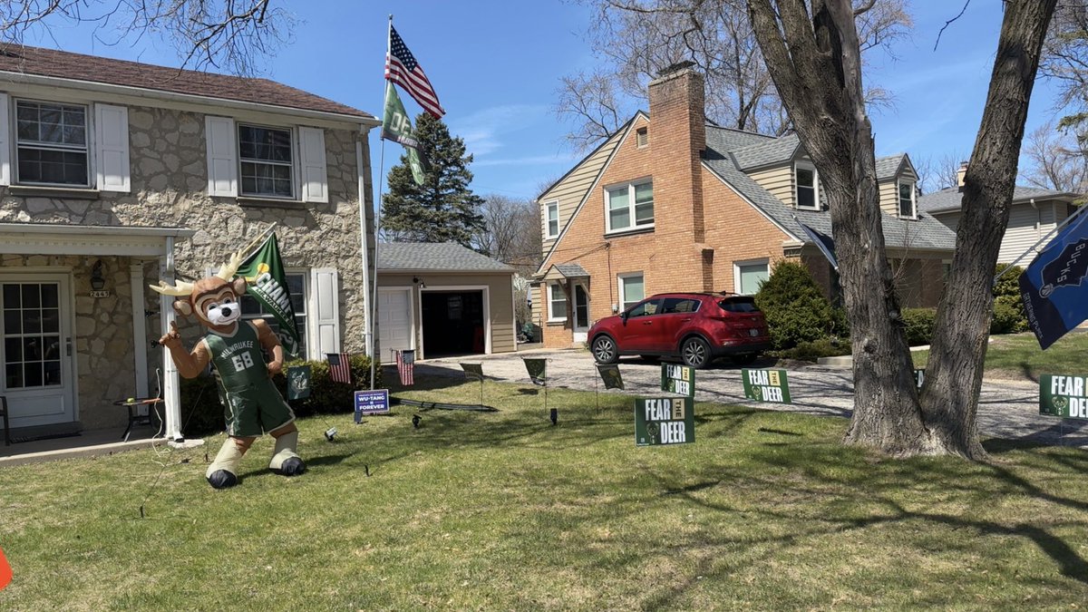 Playoff ready <a href="/Bucks/">Milwaukee Bucks</a> #fearthedeer