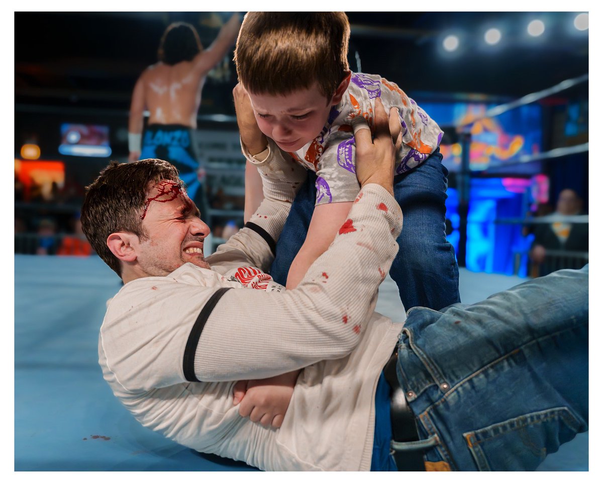 AAWPro's tweet photo. At #AAWFire, In a truly horrific moment, Joe Alonzo brutally attacked his former manager Chuck Smooth and forced Chuck’s 6 year old son Stevie to watch as his father was bloodied and beaten in the middle of the ring thus marking the end of their longtime partnership.
See Ring of Fire at https://t.co/g80Bw52YU1
@JoeAlonzoJr
@BerwynFire506
#chucksmooth
📸: @KarlAlanMedia