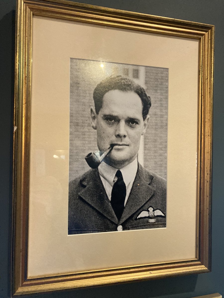 Cheers, Douglas 🍻