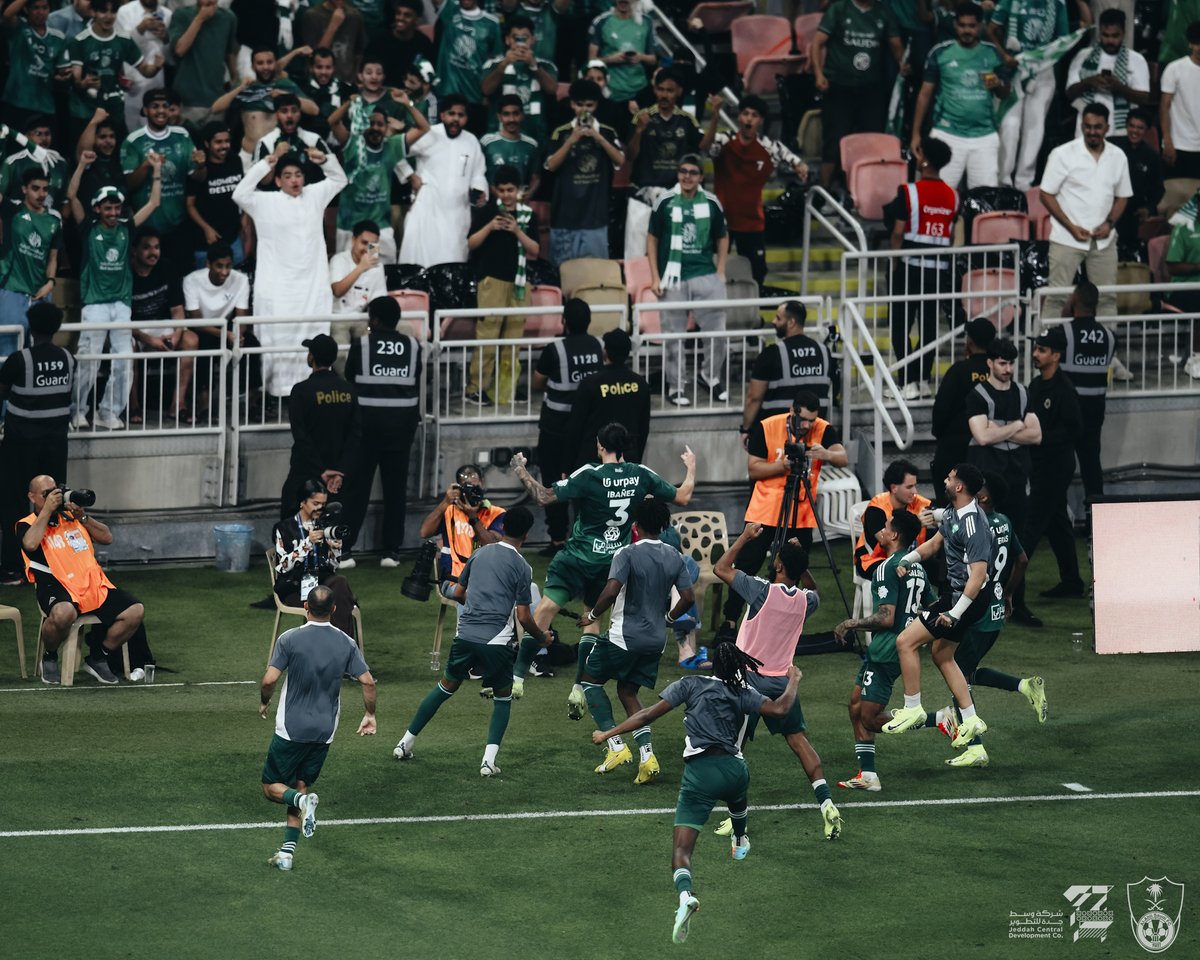 Aabuhamar's tweet image. محتوى رقمي حصري.. الأهلي السعودي في #دوري_أبطال_آسيا_للنخبة – قبل مواجهة #الاهلي_بوريرام 👇

- الأهلي لم يخسر في أخر 15 مباراة متتالية في دوري أبطال أسيا وهو (رقم قياسي) للأهلي قابل للزيادة في البطولة القارية.

- الأهلي لم يخسر في آخر 10 مباريات متتالية داخل السعودية 

- الرقم…