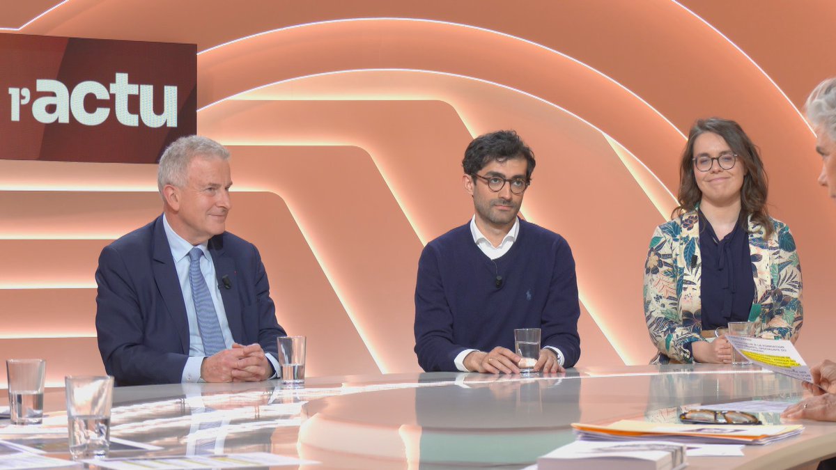 28 minutes (@28minutes) on Twitter photo 🇮🇷 Nucléaire iranien : vers un accord historique entre Trump et les mollahs ?
On en débat avec :
➡ <a href="/HFayet/">Héloïse Fayet</a>, chercheuse à l’<a href="/IFRI_/">Institut français des relations internationales</a>, spécialiste du nucléaire iranien
➡ <a href="/FaridVahiid/">Farid Vahid</a>, chercheur <a href="/j_jaures/">Fondation Jean-Jaurès</a>
➡ <a href="/NTenzer/">Nicolas Tenzer</a>, enseignant à <a href="/PSIASciencesPo/">PSIA Sciences Po</a>
📺 tinyurl.com/Replay281604 🇮🇷 Nucléaire iranien : vers un accord historique entre Trump et les mollahs ?
On en débat avec :
➡ <a href="/HFayet/">Héloïse Fayet</a>, chercheuse à l’<a href="/IFRI_/">Institut français des relations internationales</a>, spécialiste du nucléaire iranien
➡ <a href="/FaridVahiid/">Farid Vahid</a>, chercheur <a href="/j_jaures/">Fondation Jean-Jaurès</a>
➡ <a href="/NTenzer/">Nicolas Tenzer</a>, enseignant à <a href="/PSIASciencesPo/">PSIA Sciences Po</a>
📺 tinyurl.com/Replay281604