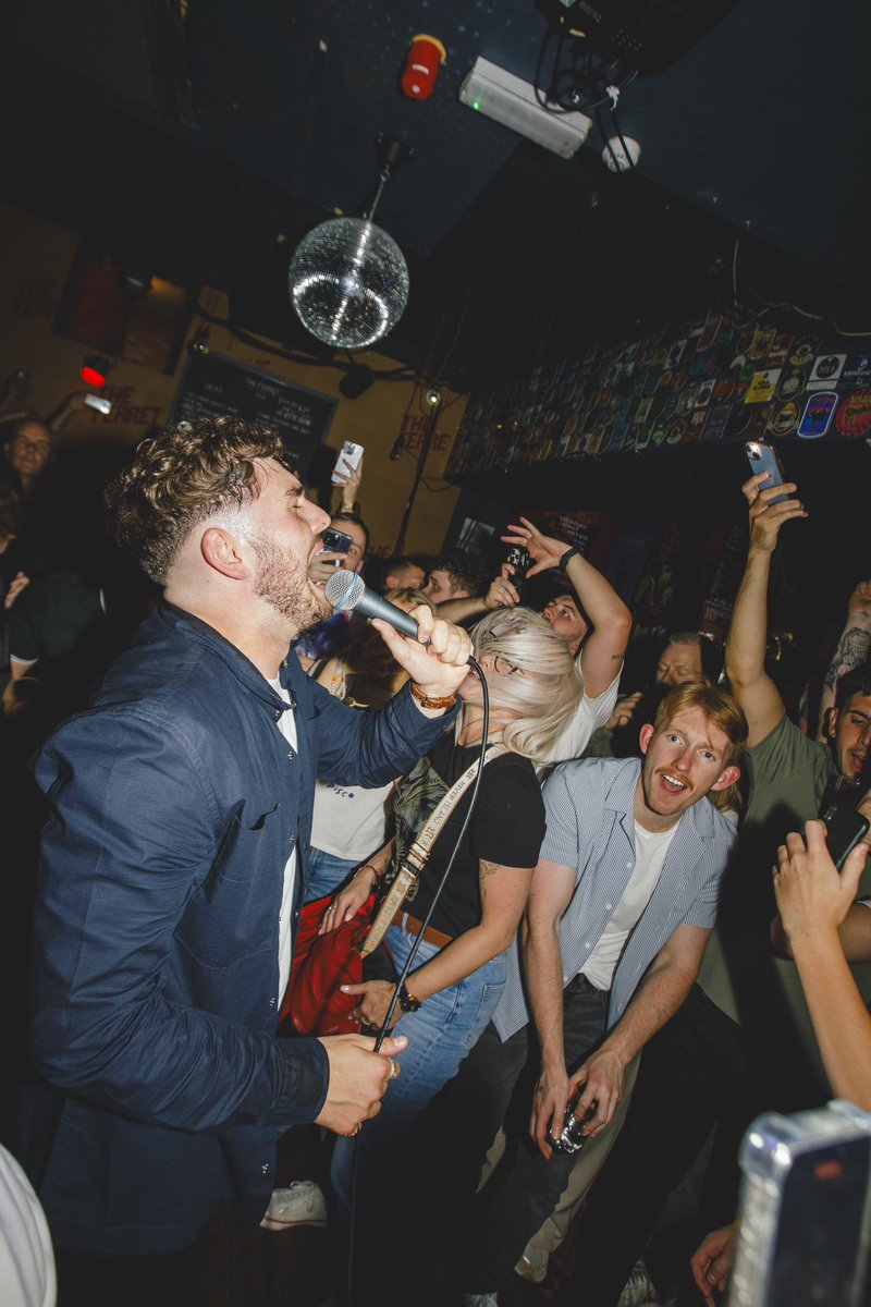 Feels so good to be back playing in Preston 🏡

Friday can’t come soon enough - kicking off the bank holiday in style 🤟🏼
#tnwtnwelloello