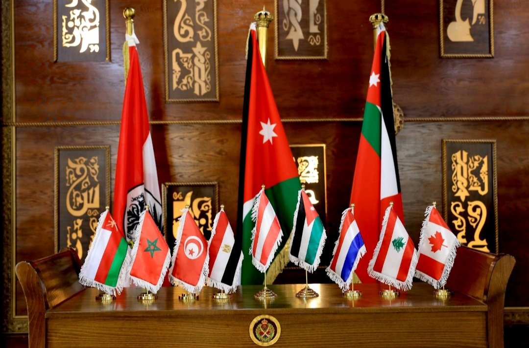 الأردن-تشارك القوات المسلحة الملكية بدورة تأهيل خبير النوع الاجتماعي للقوات المسلحة بالشرق الأوسط وشمال افريقيا، حيث يجتمع 45 مشاركا من 9 دول لمدة أسبوع يتضمن عروضا تقديمية ومناقشات وورشات عمل جماعي، بالعاصمة عمان.