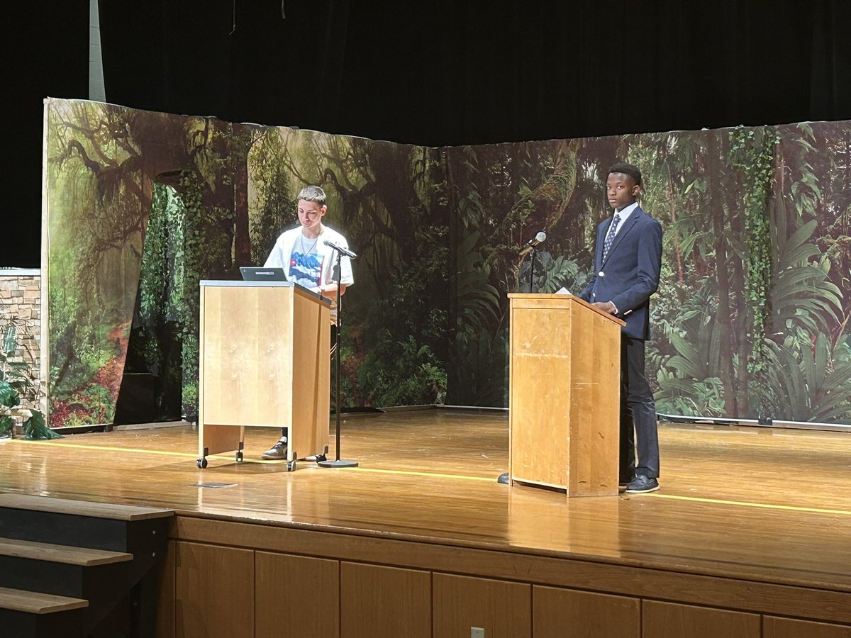 Presidential debates at HMS. Excellent job to both candidates and both parties.
